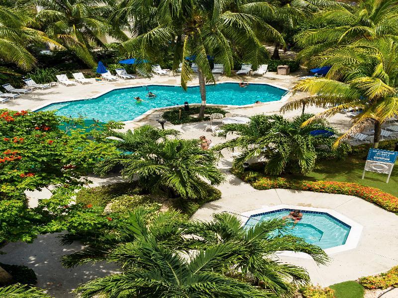 Hampton By Hilton Grand Cayman Seven Mile Beach Τζώρτζταουν Εξωτερικό φωτογραφία