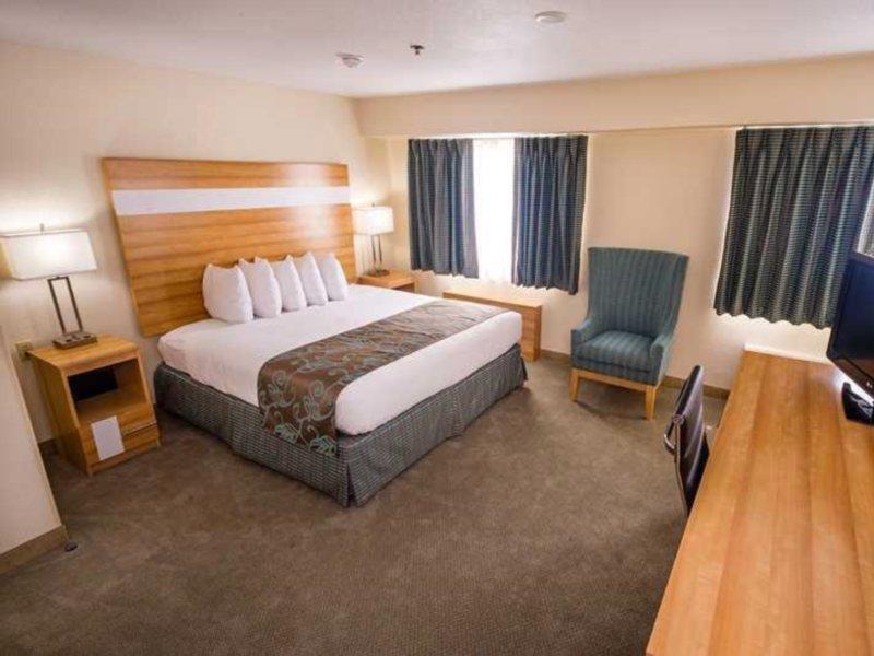 Hampton By Hilton Grand Cayman Seven Mile Beach Τζώρτζταουν Εξωτερικό φωτογραφία